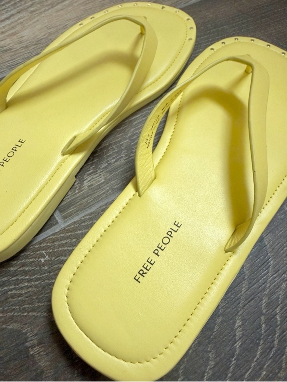 Free People Women's Lemon Studded Sona Leather Thong Sandals—8 - Picture 5 of 9
